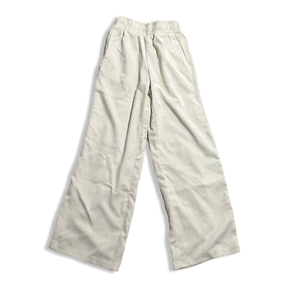Forever 21 white high waisted corduroy velvet straight leg pants | NEW size S